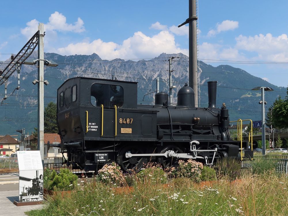 Dampflokomotive am Bahnhof