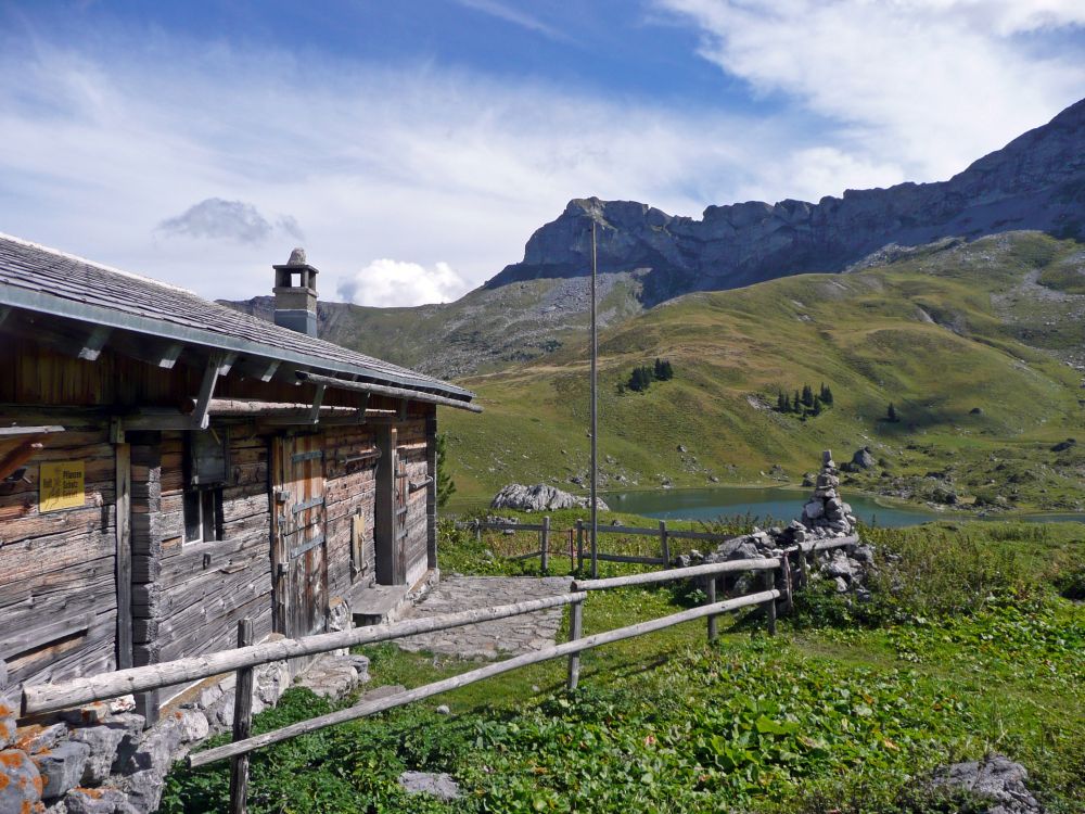 Hütte überm Sachsler Seefeld