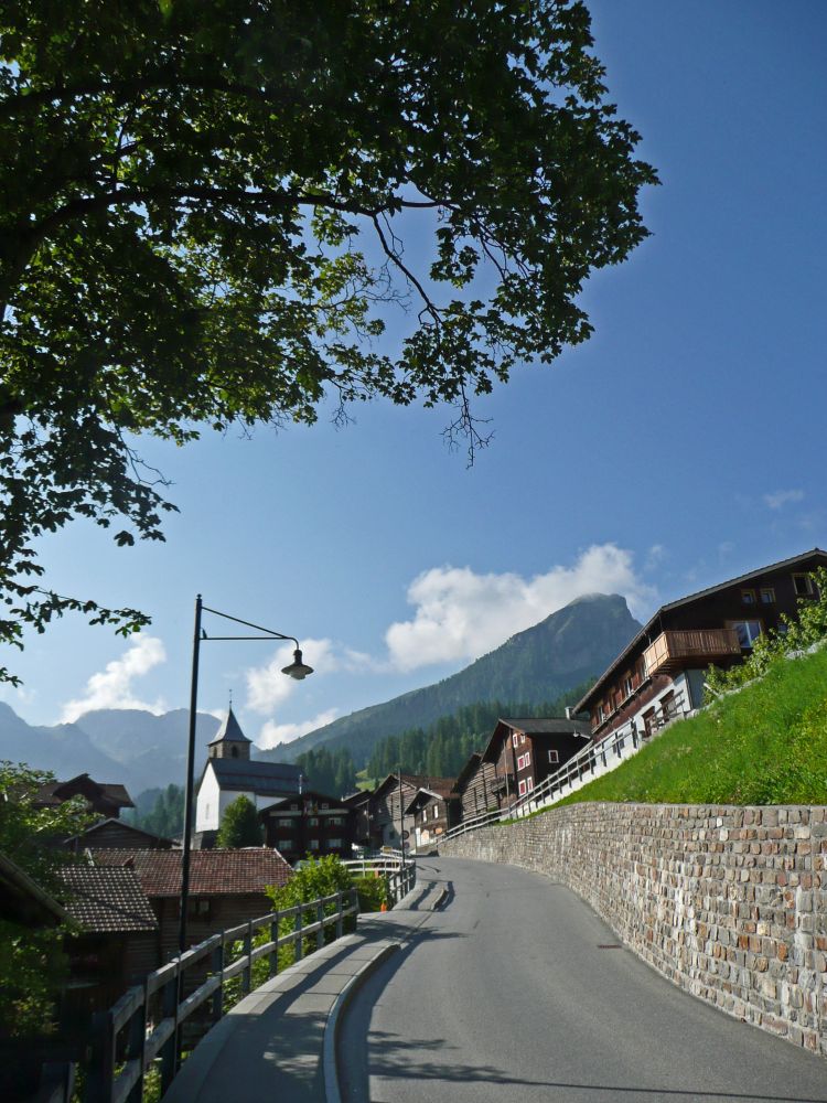 Dorfkirche Tschiertschen und Alpstein