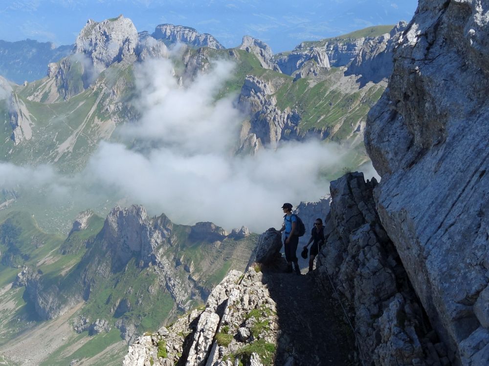 Hundstein, Wolken und Lisengratweg