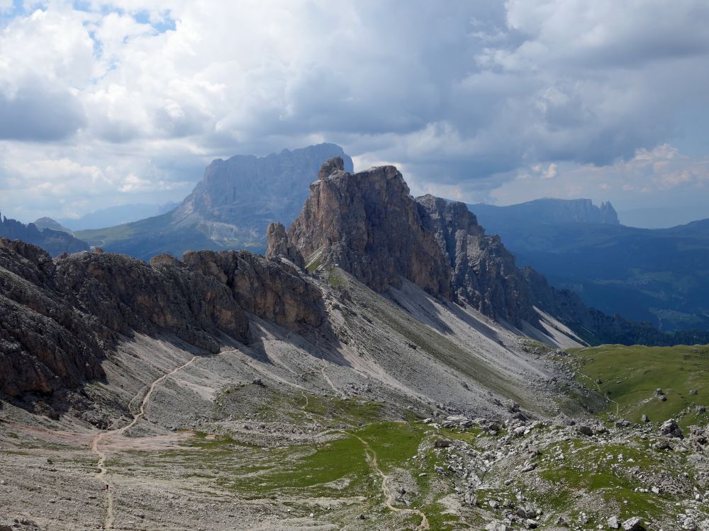 Langkofel und Weg zum Cirjoch