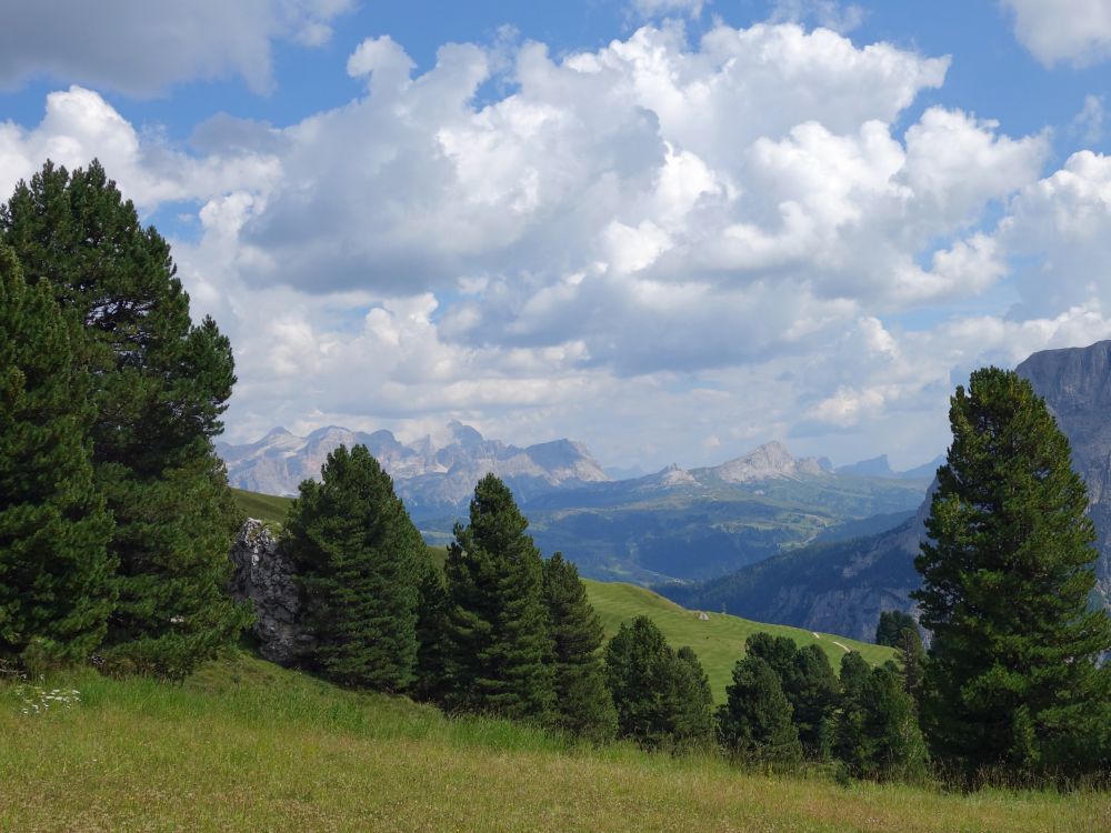 Blick aus dem Gadertal Richtung Tofane