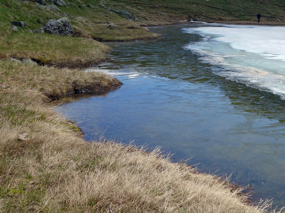 Schnee und Eis im Berglimattseeli