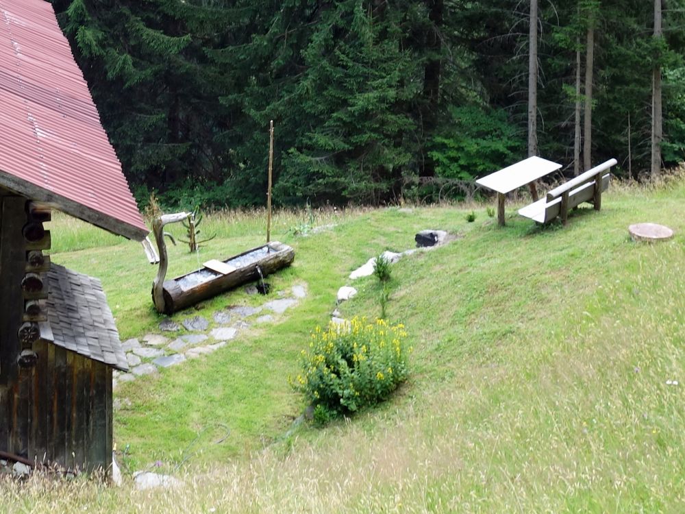 Rastplatz mit Brunnen