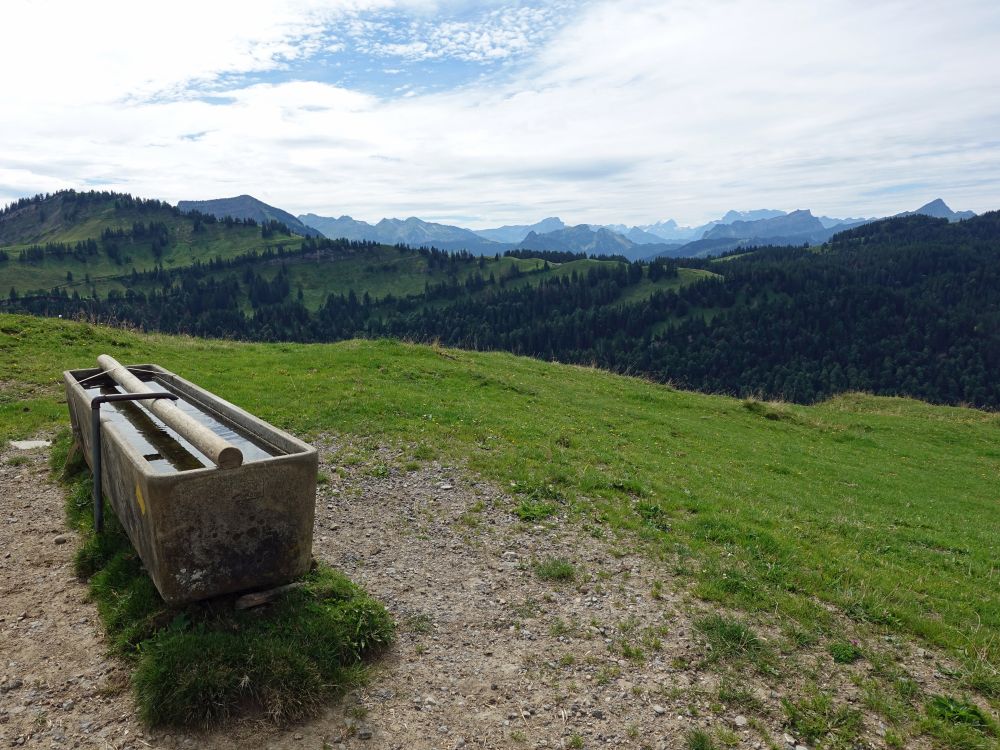 Brunnen und Stockberg bis Speer