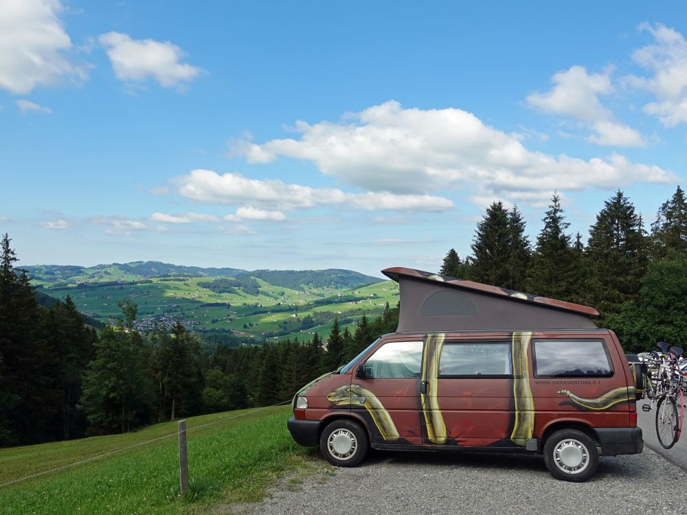 Campingbus bei Erstböhl