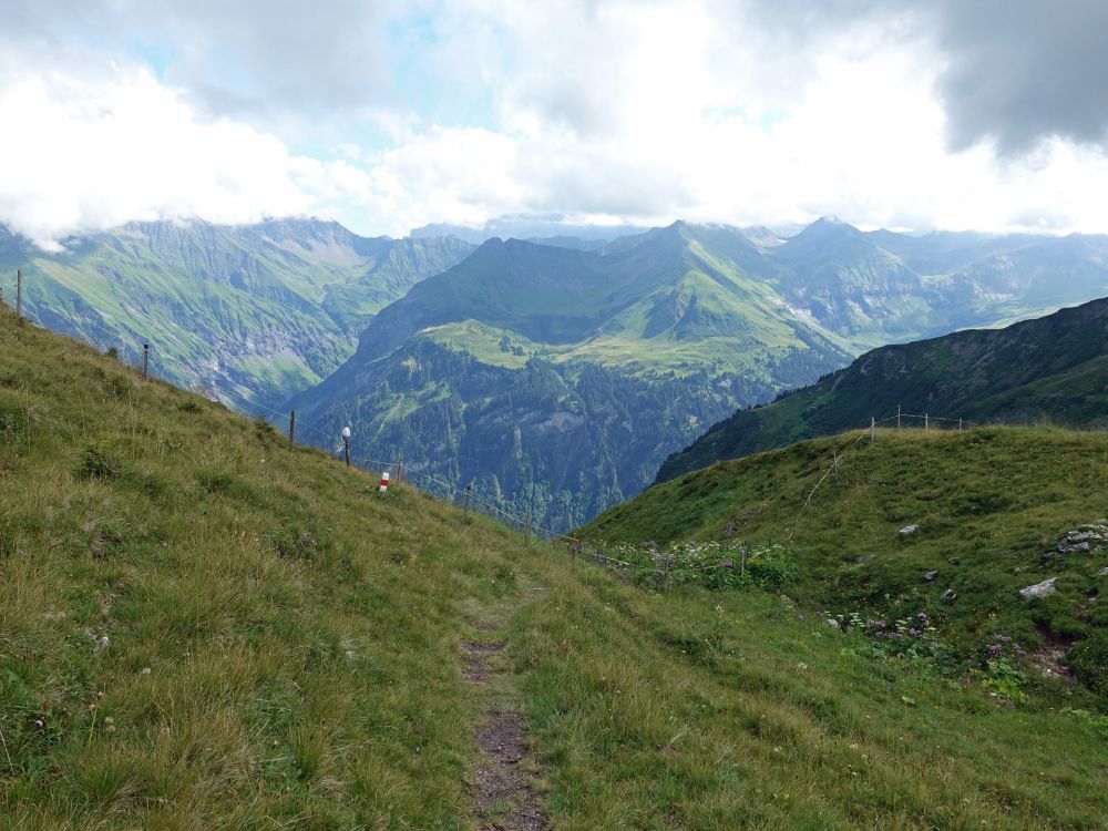 Blick zur Alp Valtnov