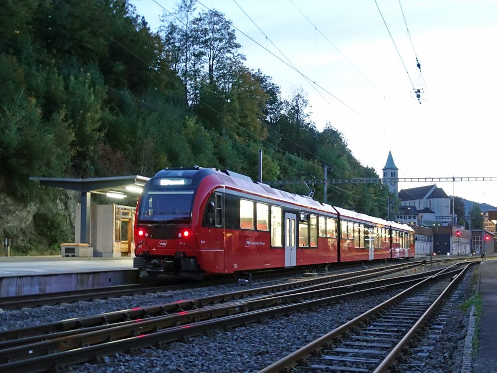 Eisenbahn am Bahnhof Herisau