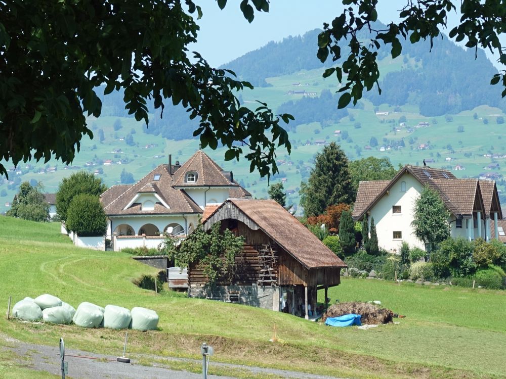 Gebäude bei Beckenried