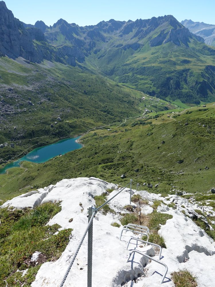 Klettersteig über dem Partnunsee