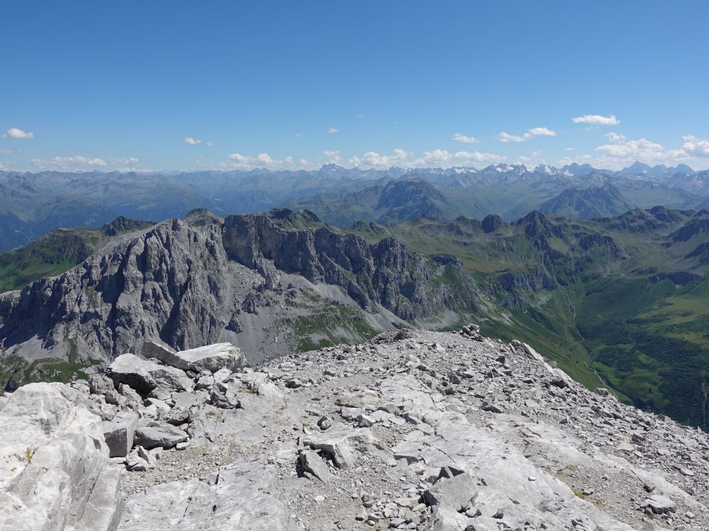 Gipfelplateau und Schijenfluh