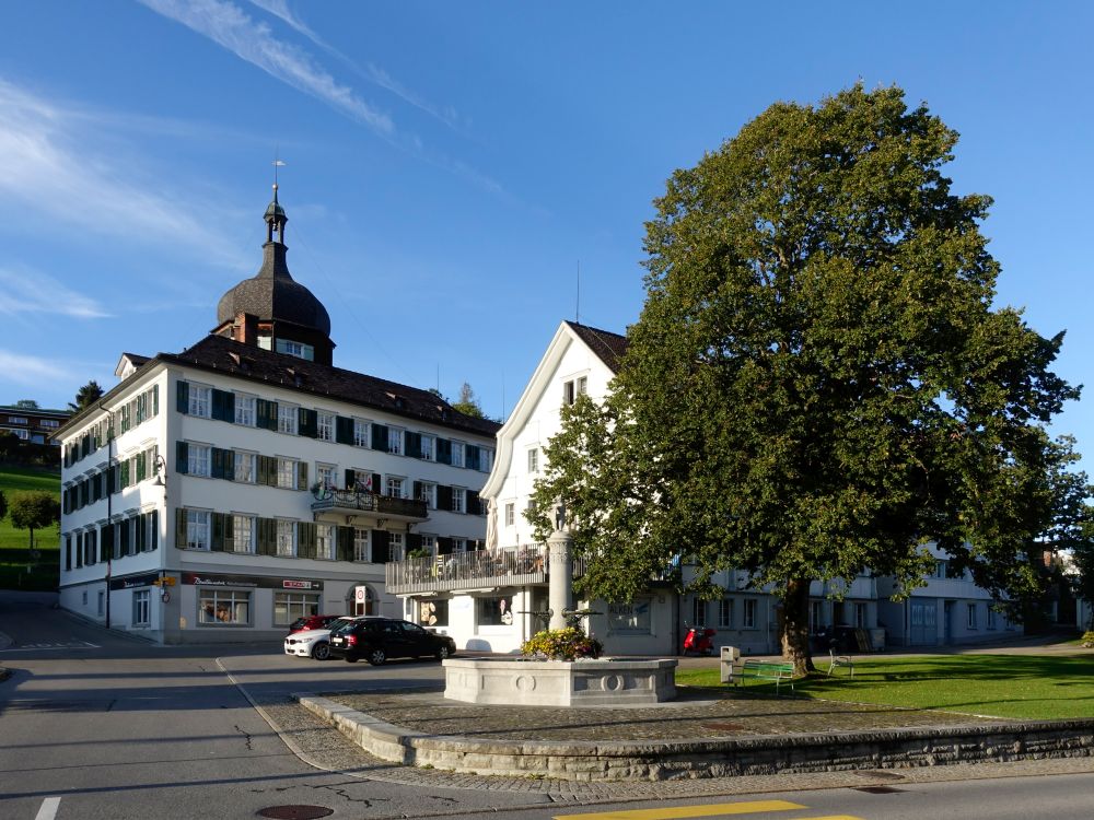 Haus am Dorfplatz