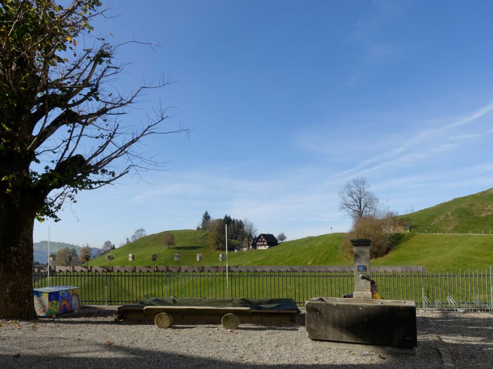 Blick vom Schulhof in Schlatt