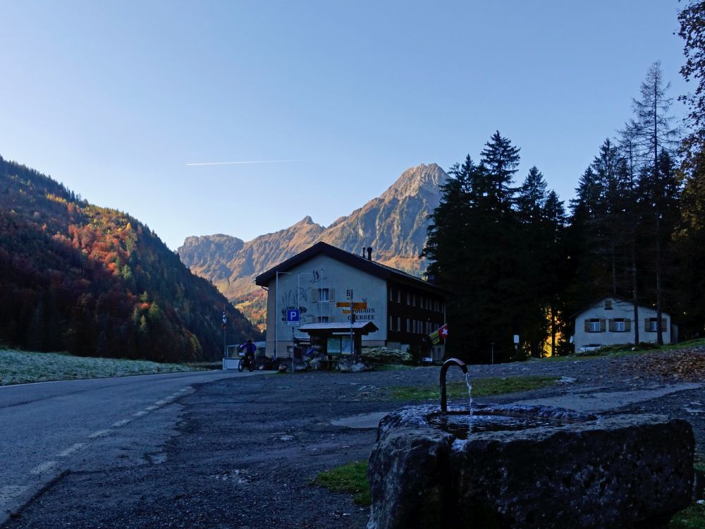 Berghaus Obersee mit Brünnelistock