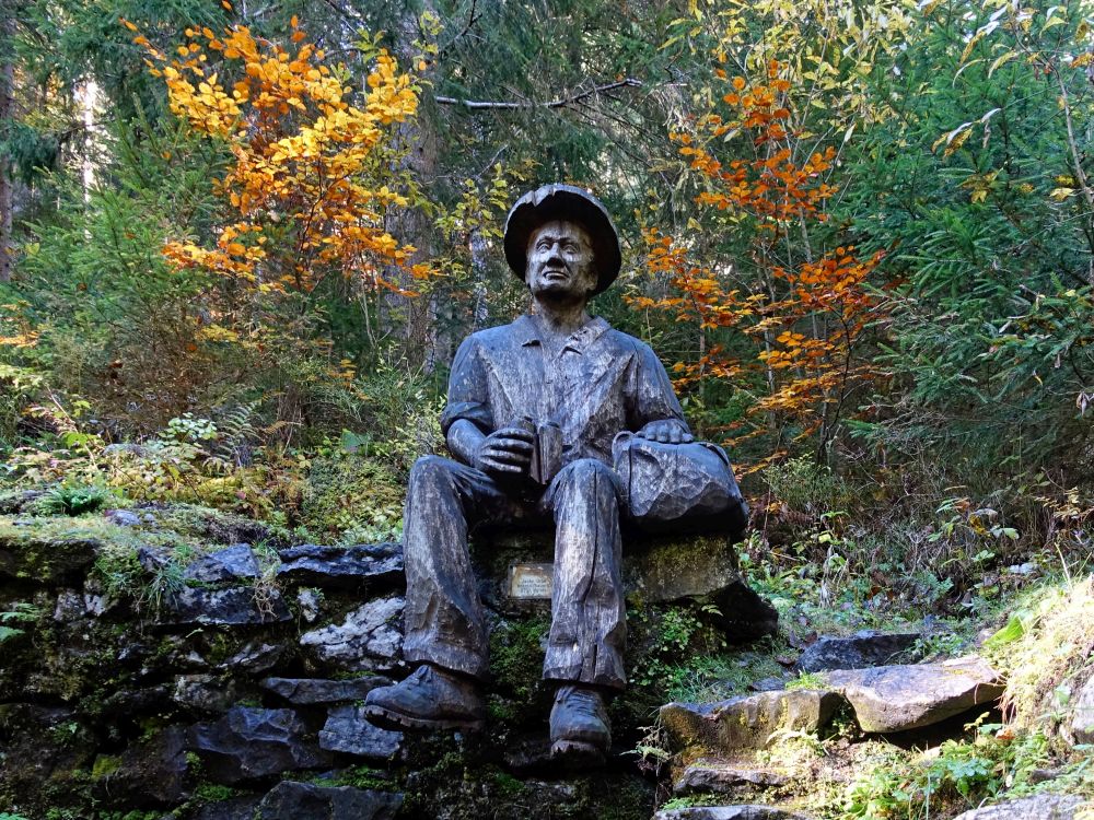 Holzfigur