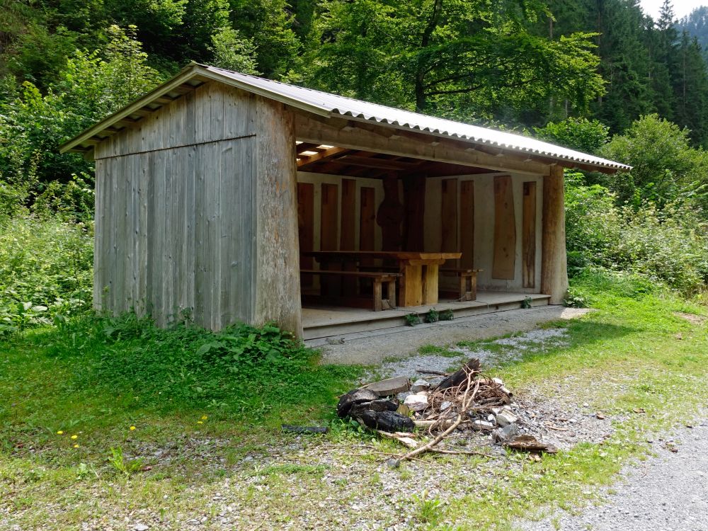 Holzinfohütte