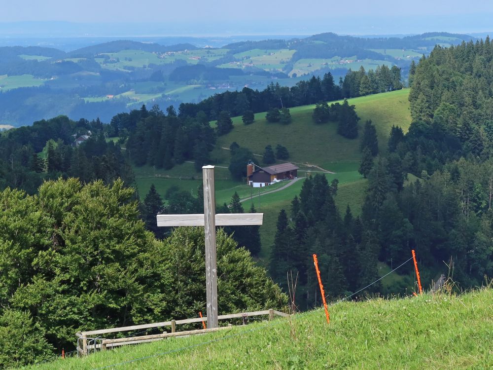 Kreuz zwischen Unter- und Oberälpli