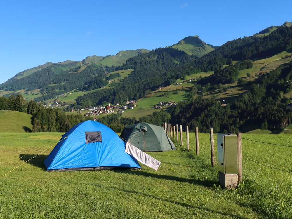 Blick auf Blons und Kreuzspitze