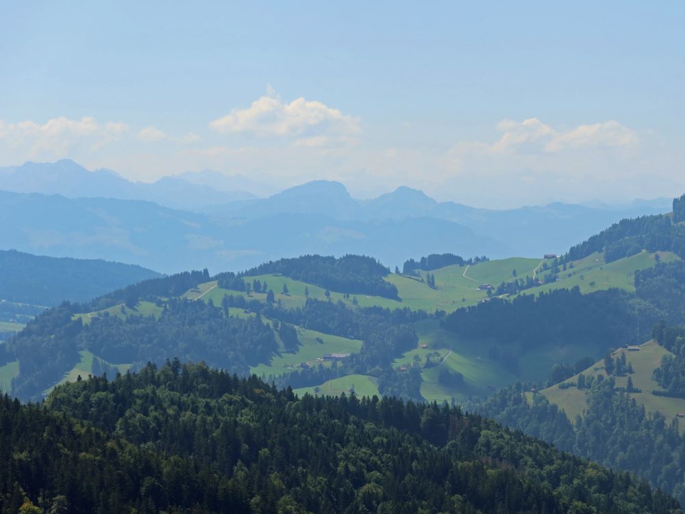 Gross Aubrig und Chli Aubrig im Dunst