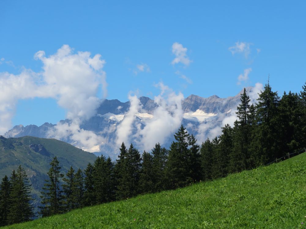 Wolken am Glärnisch