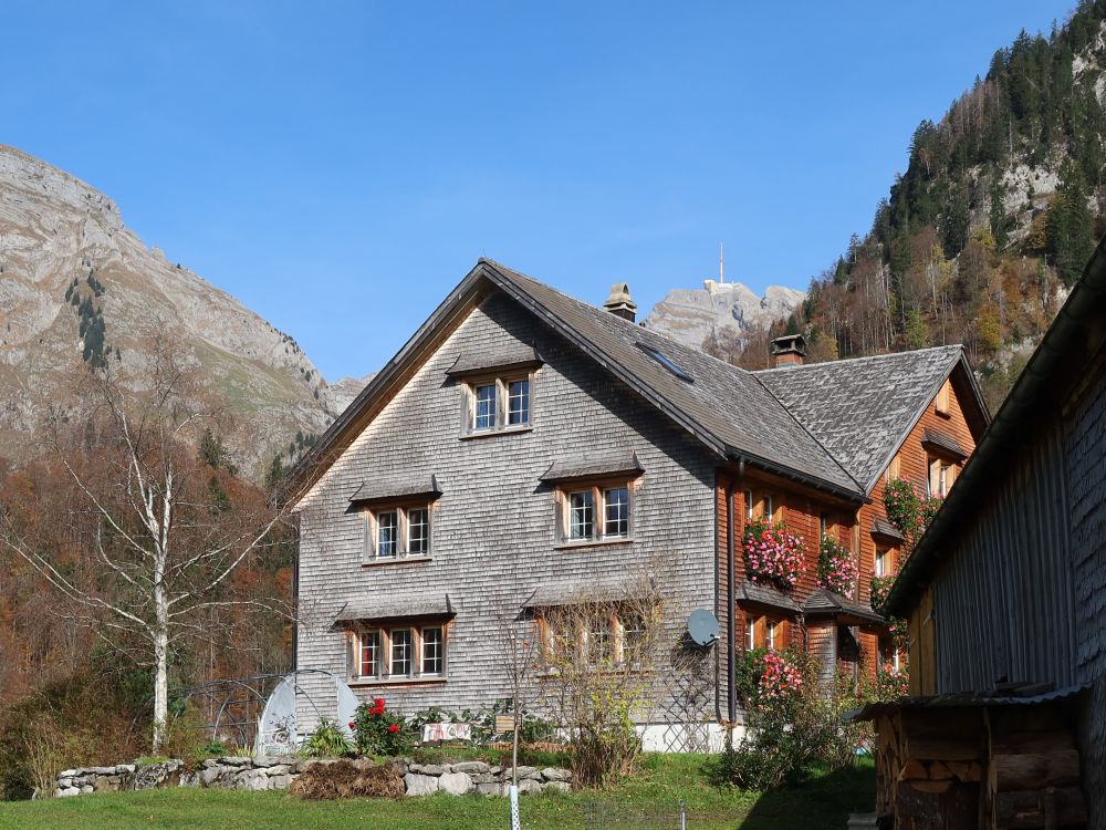 Bauernhaus und Säntis