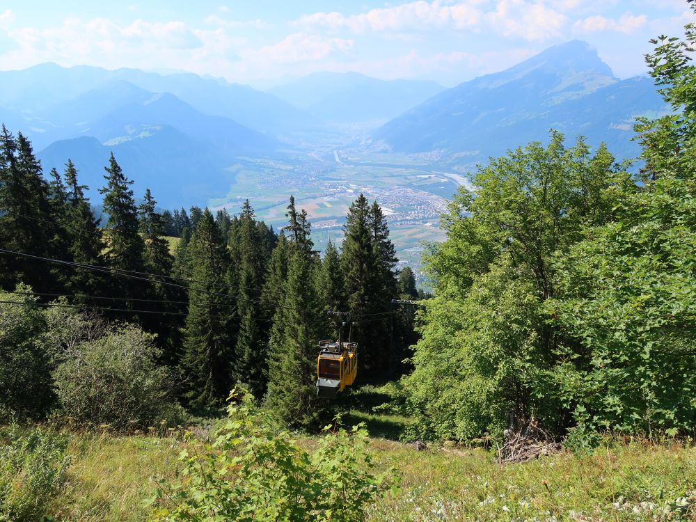 Älplibahn mit Rheintal und Haldensteiner Calanda