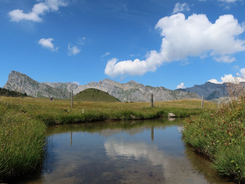 Teich bei Obersäss mit Glegghorn