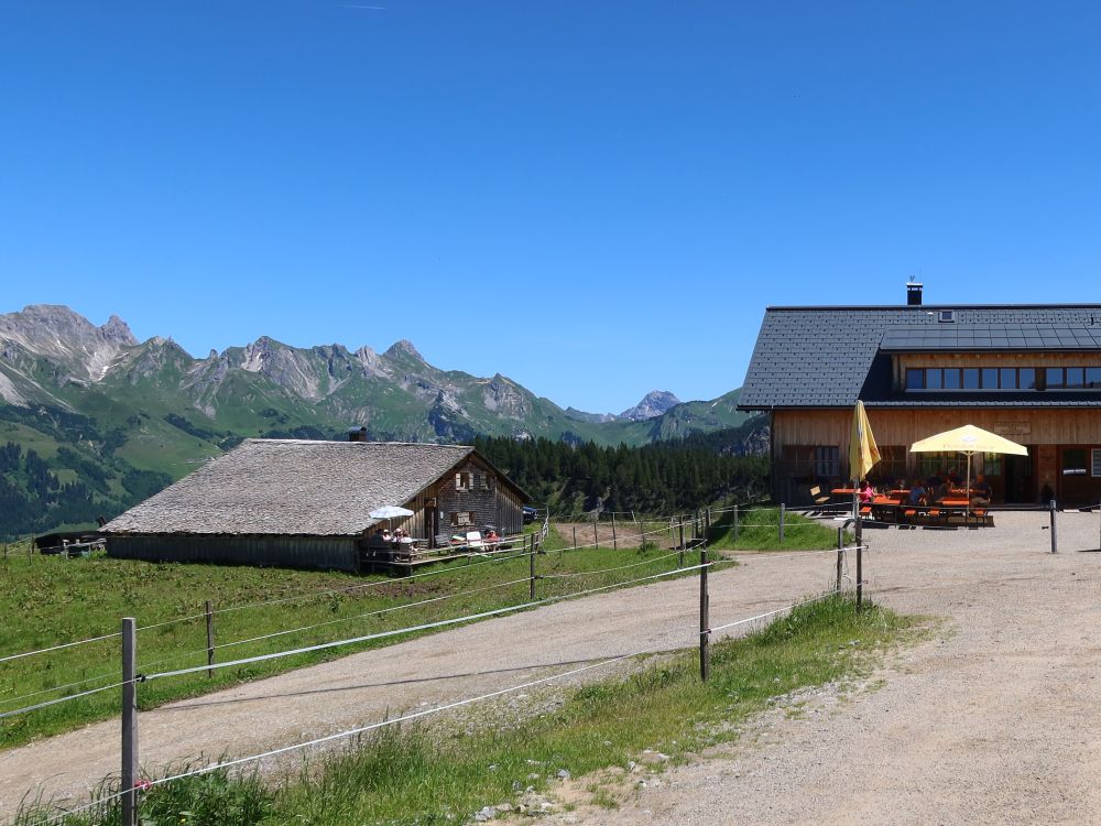 Wandfluh-Hütte