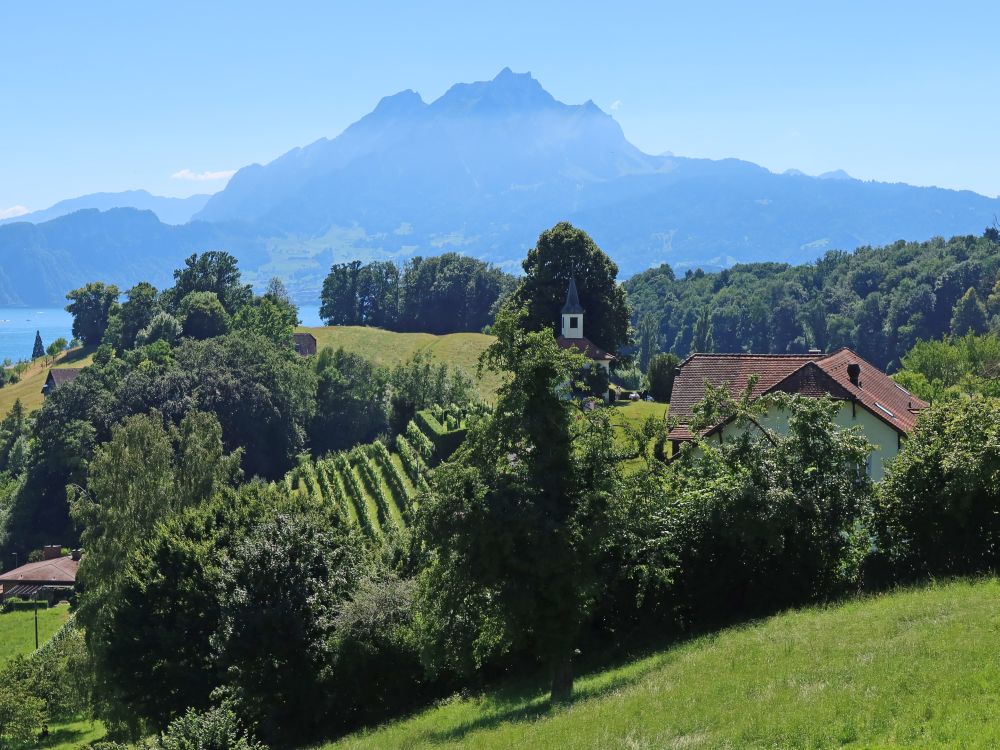 Eggisbühlkapelle und Pilatus