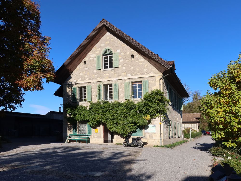 Haus beim Schloss Wildegg