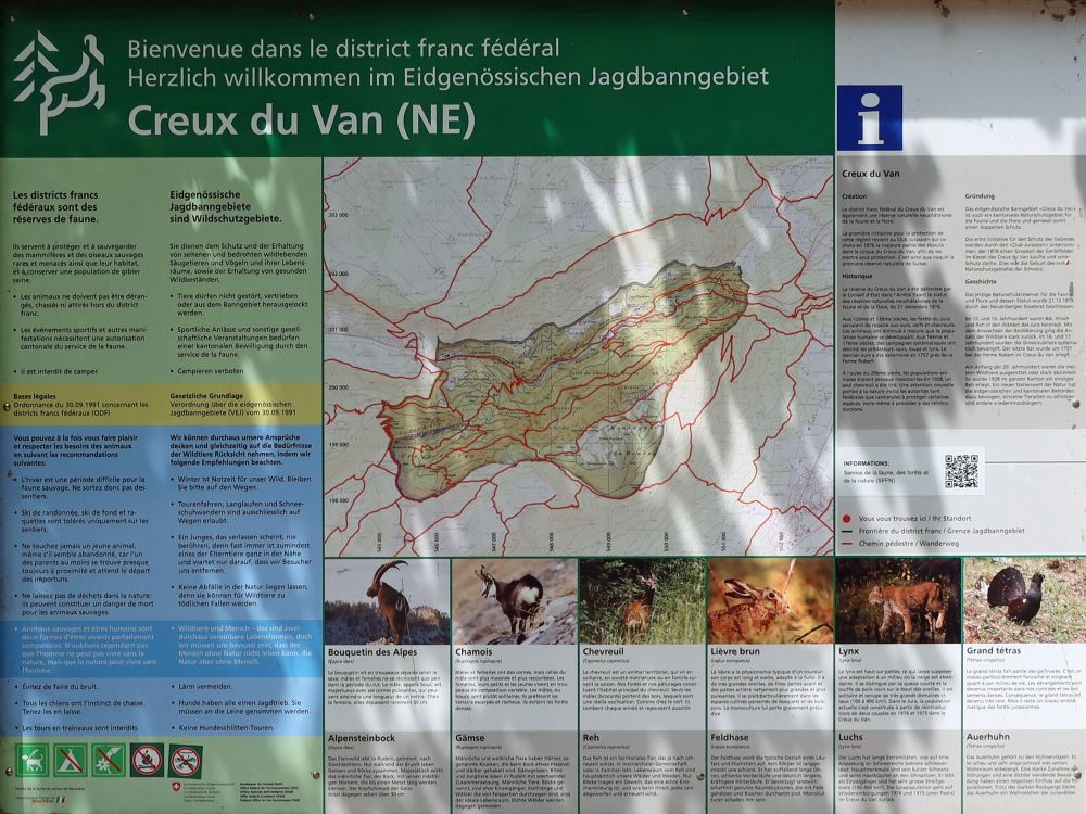 Infotafel zu Creux du Van