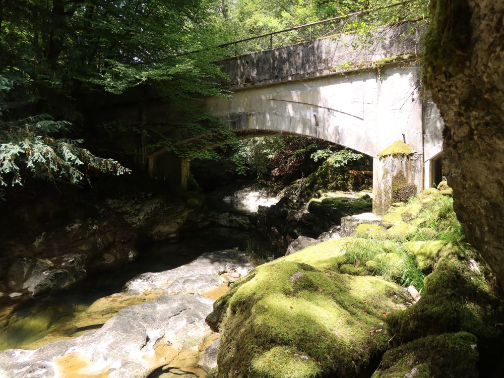 Brücke bei Pont de Vert