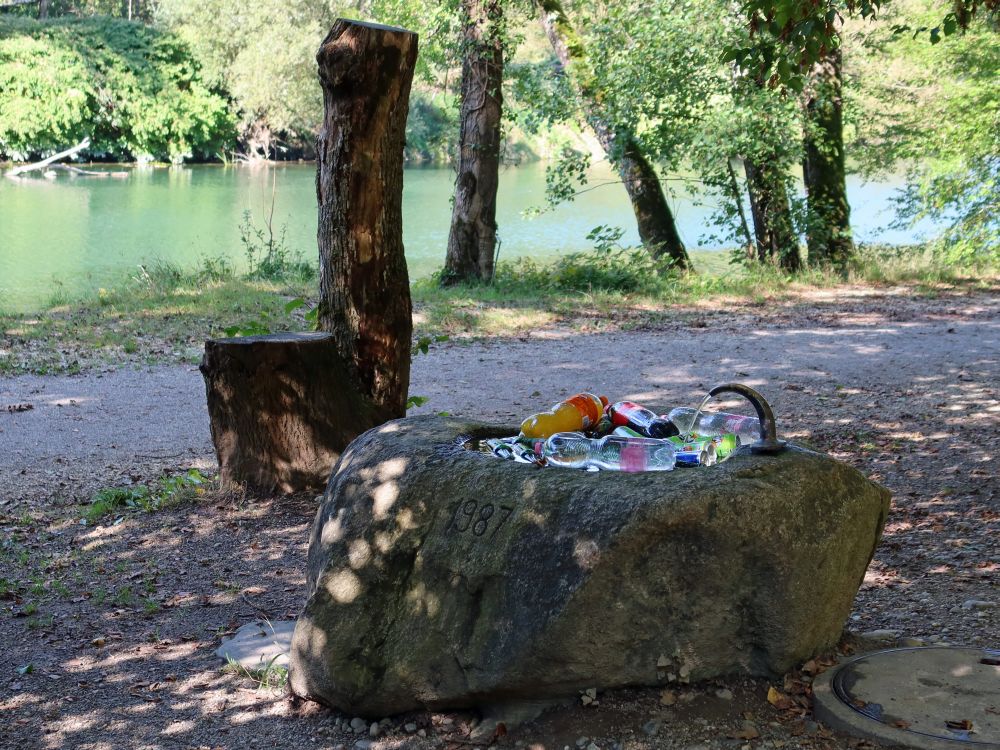 Getränkekühlung im Brunnen