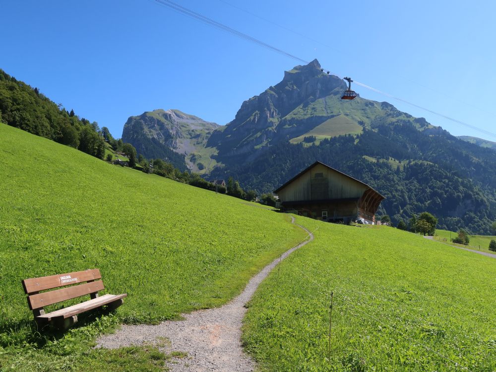 Seilbahn vor dem Hahnen