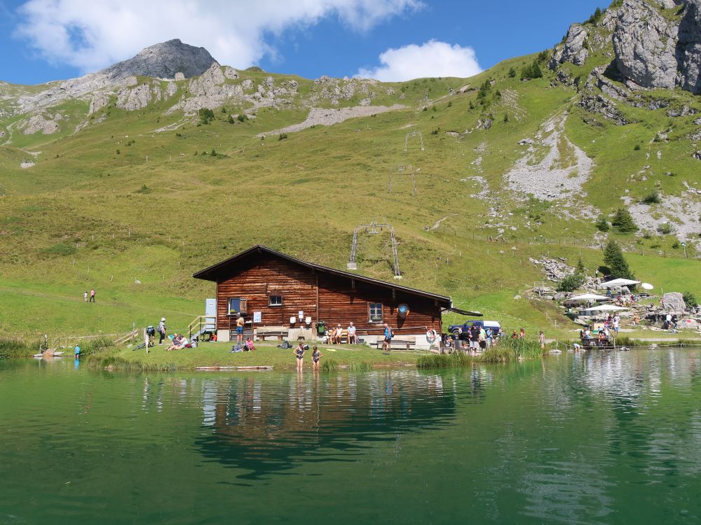 Hütte am Härzlisee