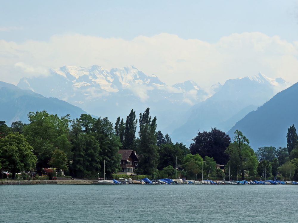 Thunersee und Berner Alpen