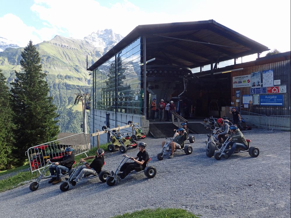 Mountaincarts an der Bergstation