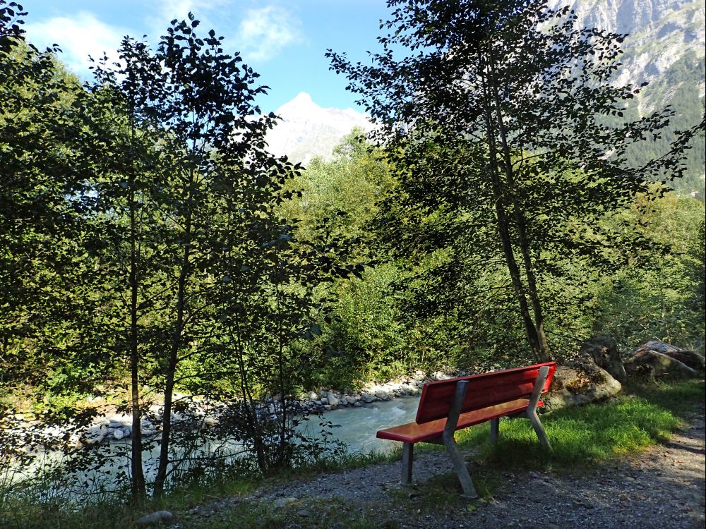 Sitzbank an der Weissen Lütschine