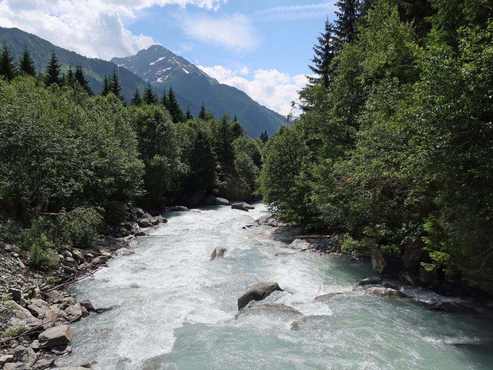 Chärstellenbach im Maderanertal und Bristen