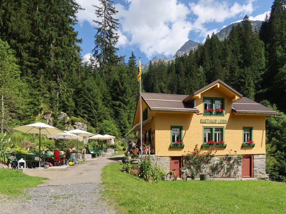 Gasthaus Legni mit Biergarten