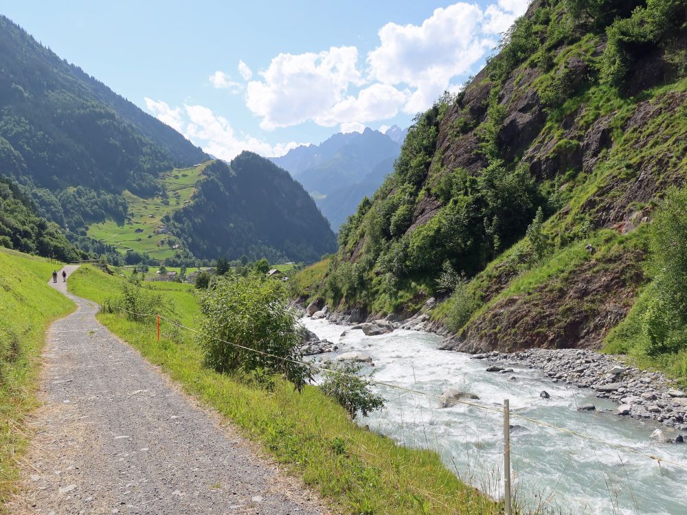 Weg am Chärstellenbach