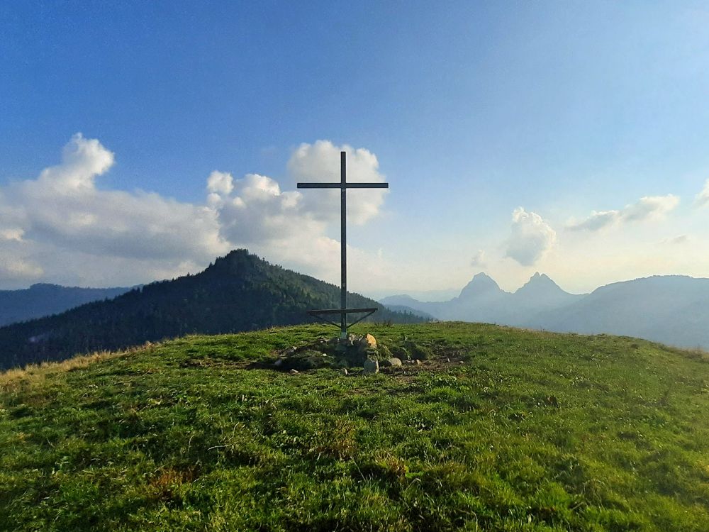 Kreuz mit Amselspitz und Mythen