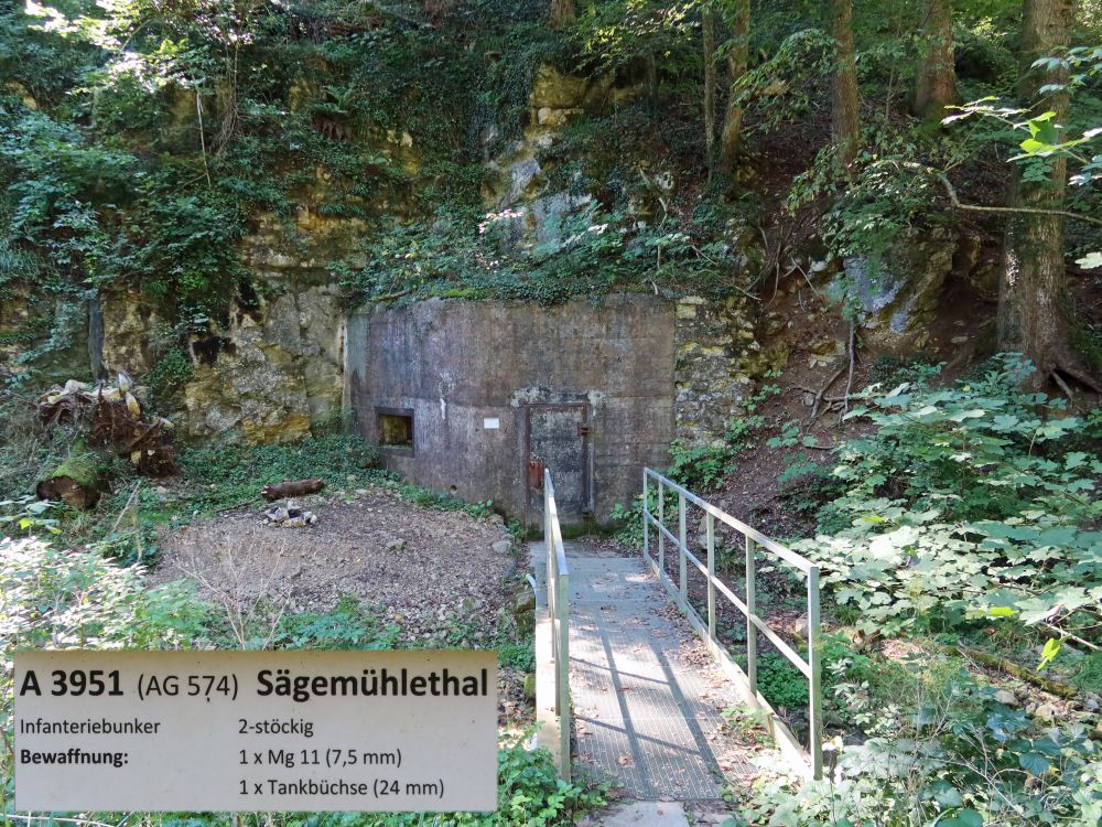 Steg zum Bunker