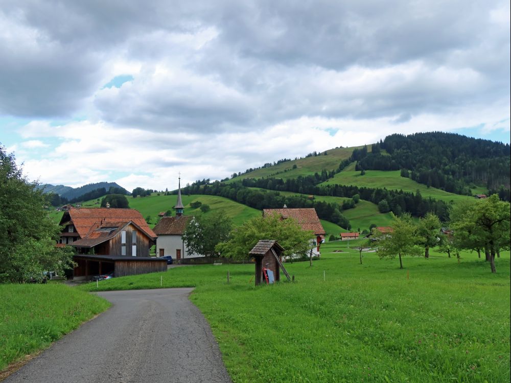 Loreto-Kapelle und Morgartenberg (re.)