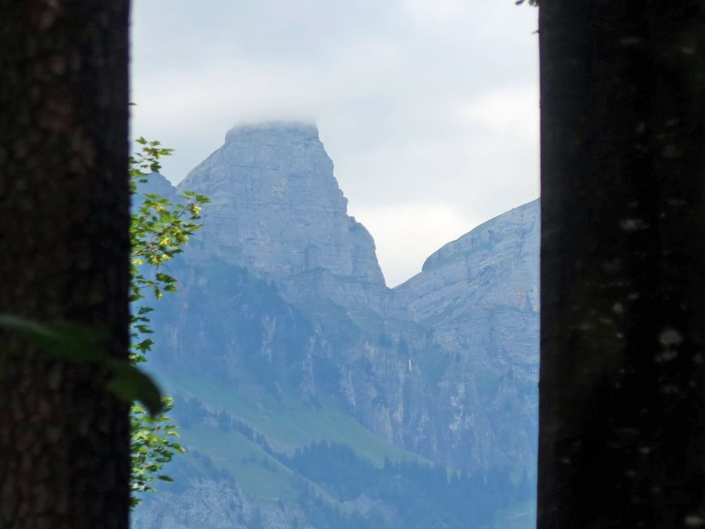 Zuestollgipfel in Wolken