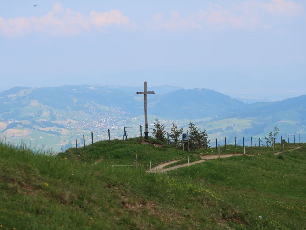 Kreuz und Blick nach Norden