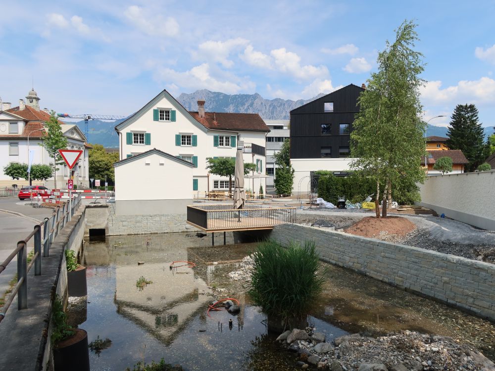 Teich bei Gasthaus Traube