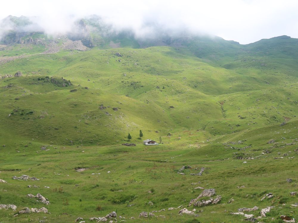 einsame Hütte bei Heubüel