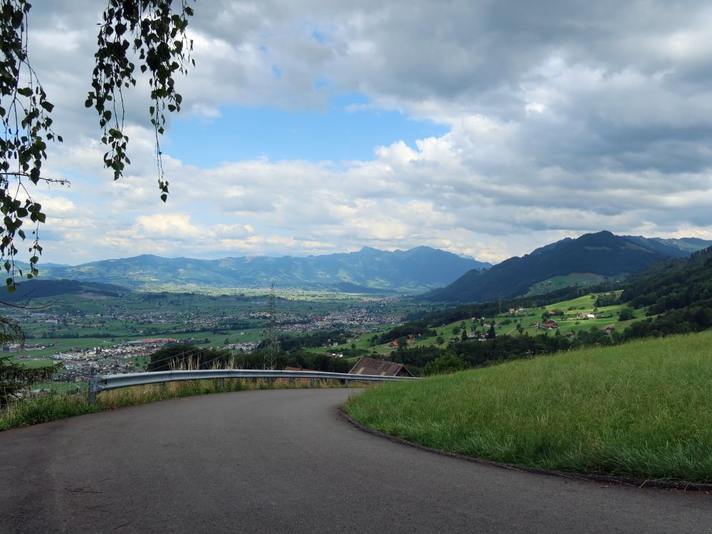 Vorderbergstrasse und Blick Richtung Speer