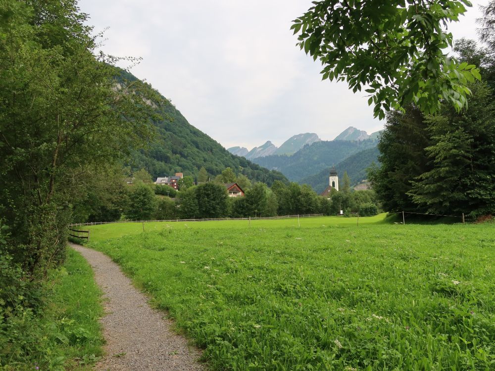 Kath. Kirche Stein und Churfirsten